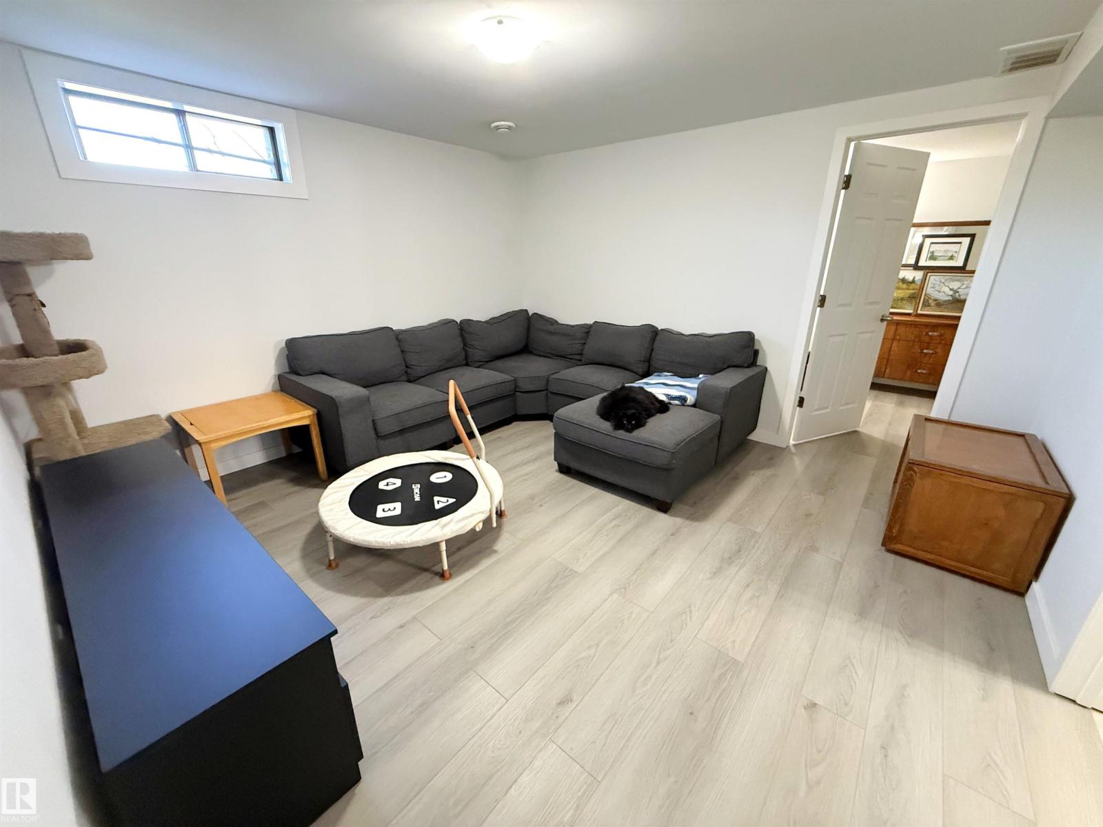 10107 171A AV NW - 28