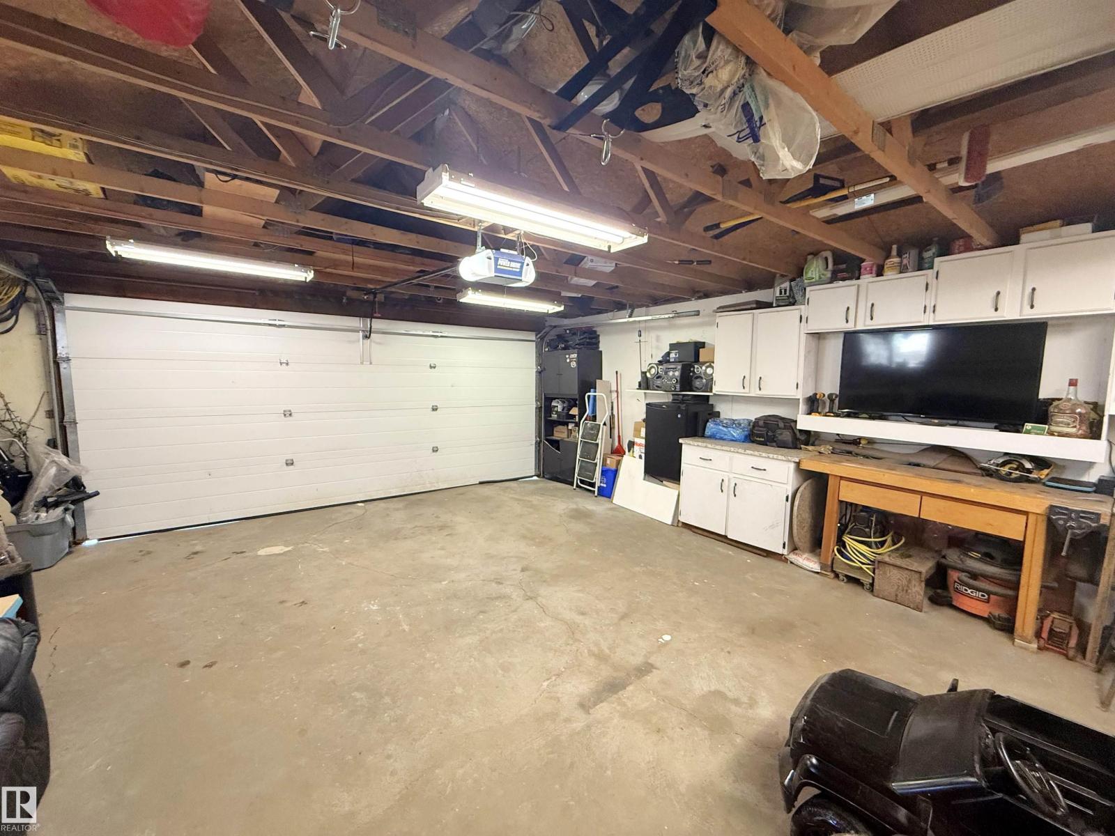 10107 171A AV NW - 35