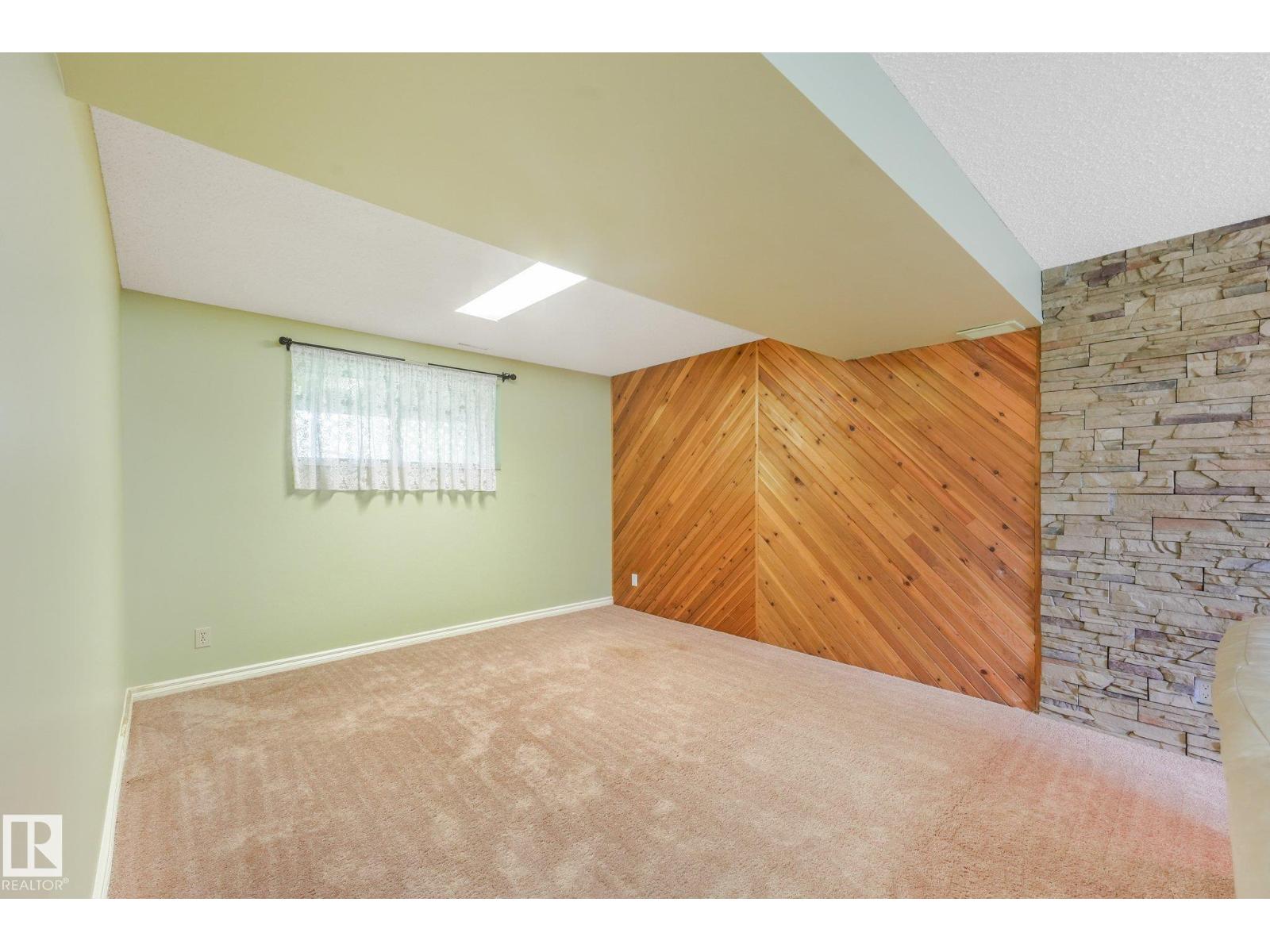 #193 53111 RGE ROAD 220 - 32