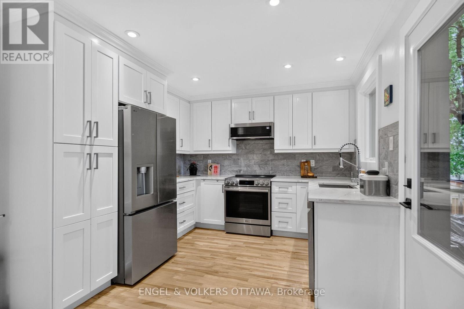 390 PRINCETON AVENUE - Image 14