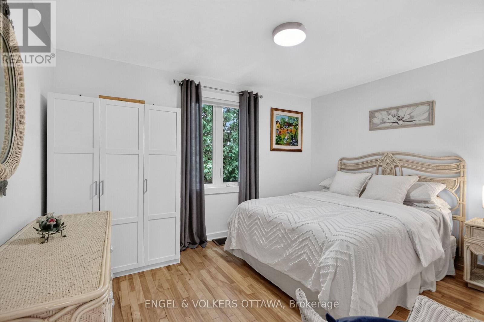 390 PRINCETON AVENUE - 28