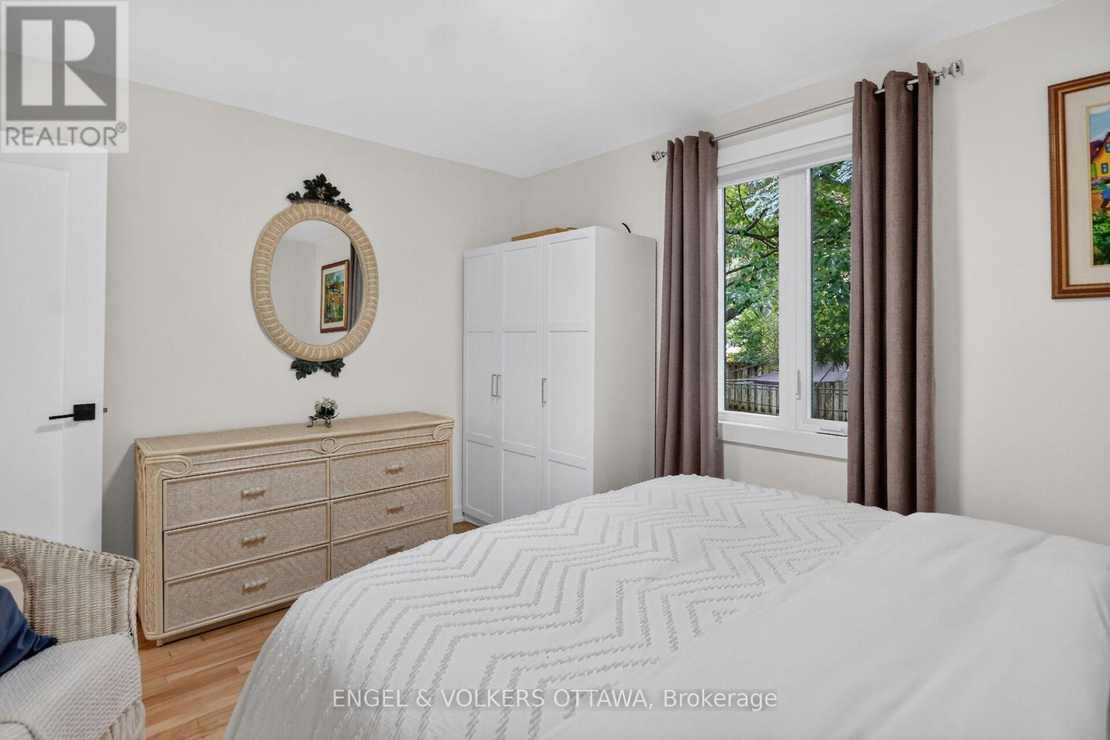 390 PRINCETON AVENUE - Image 29