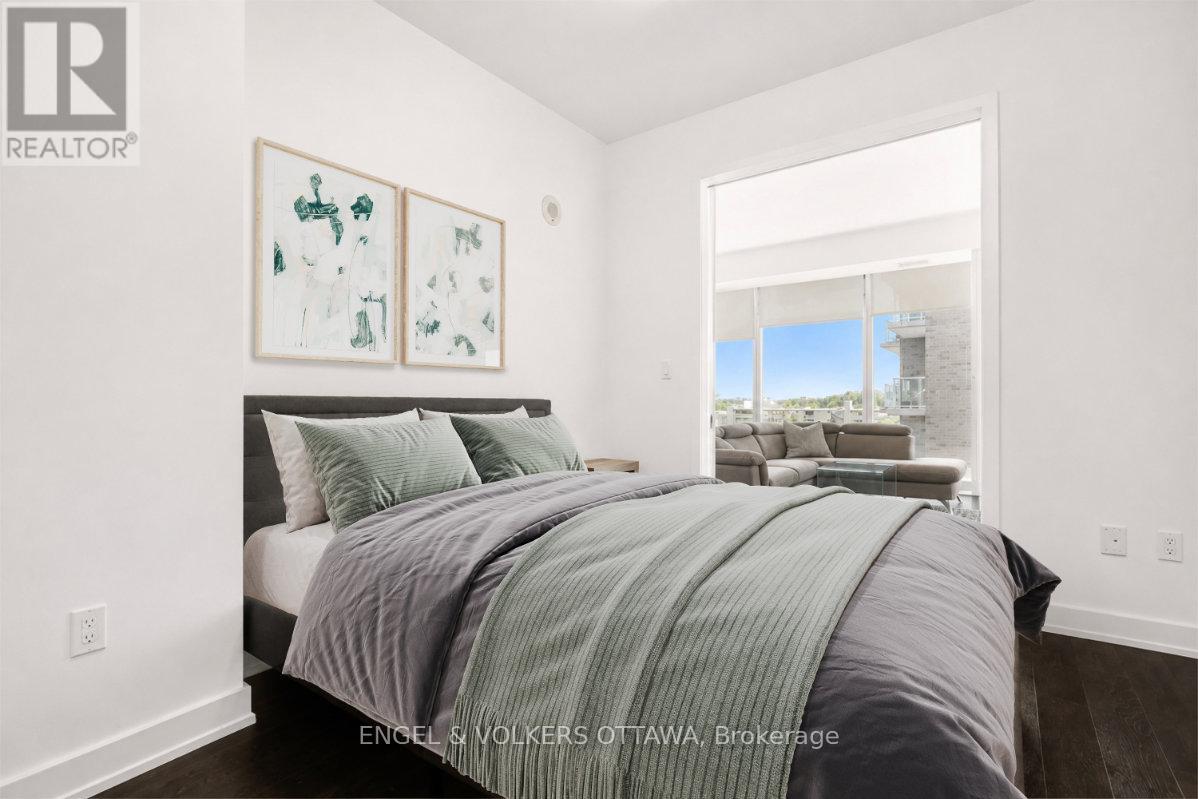 #610 111 CHAMPAGNE AVENUE S - 23
