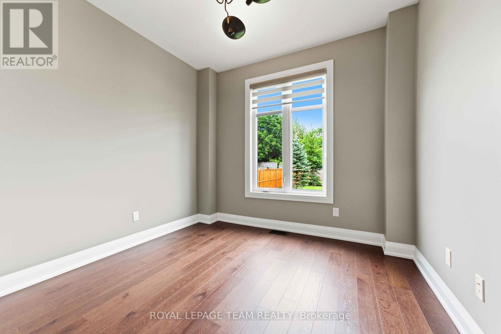 521 BRIDGEPORT AVENUE - 25