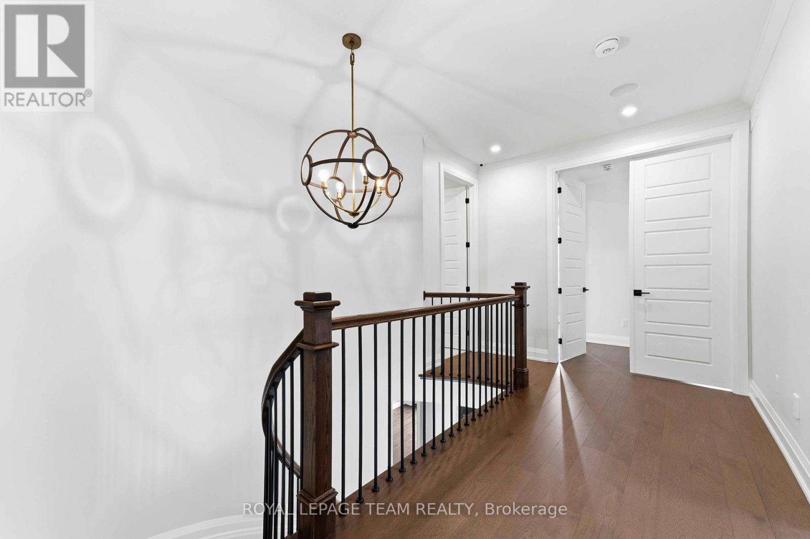 521 BRIDGEPORT AVENUE - 29