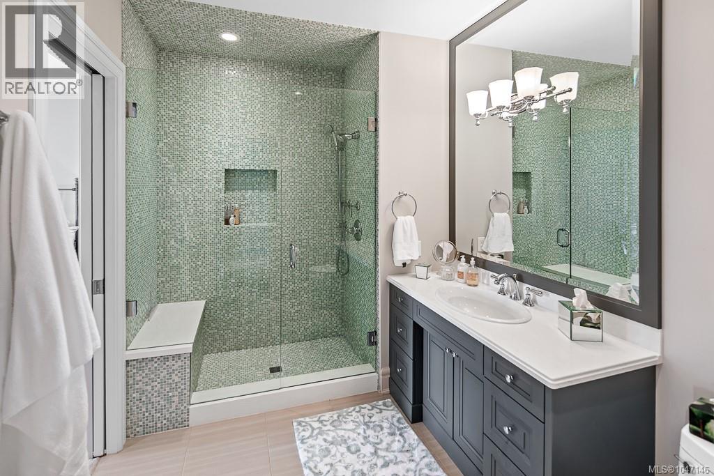 1050 Roxview Crt - 31