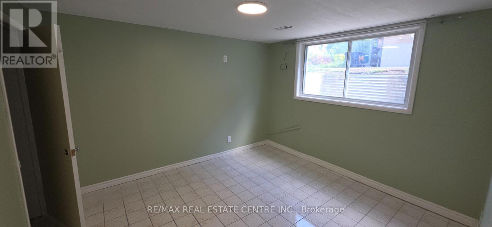 18 HIGH STREET - Image 6