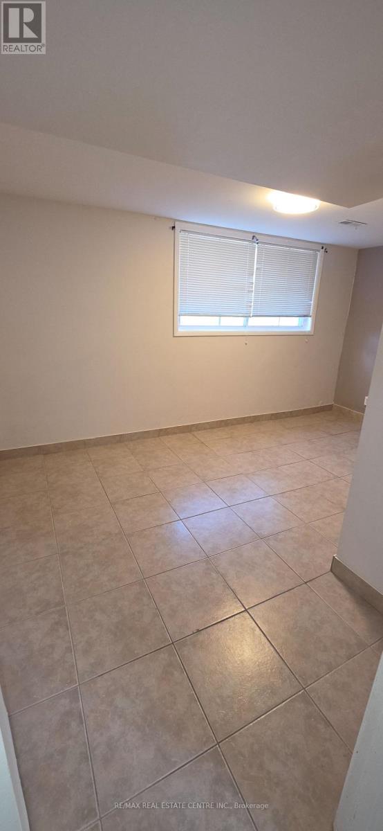 18 HIGH STREET - Image 8