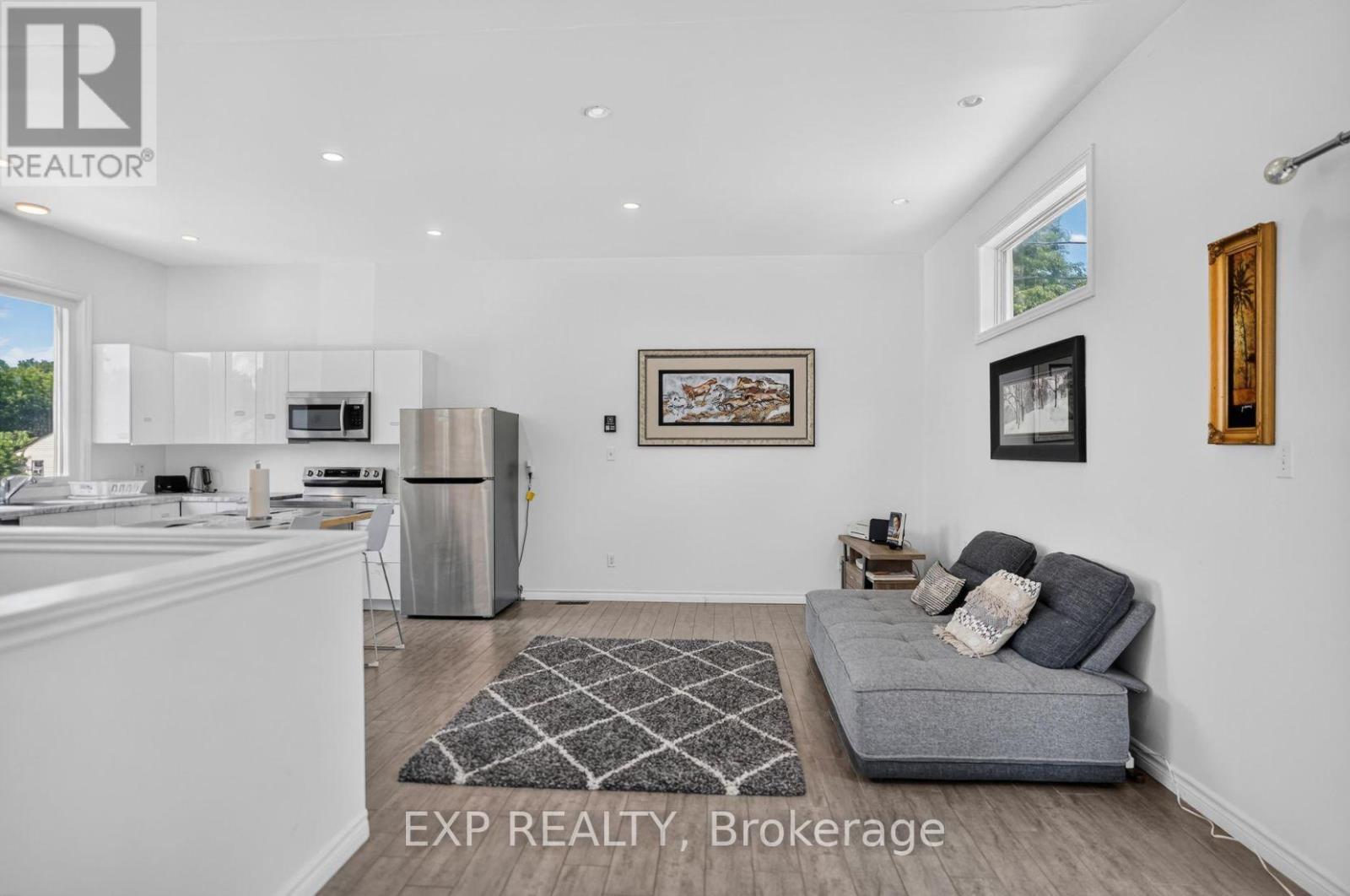 140 BOULLEE STREET - Image 9