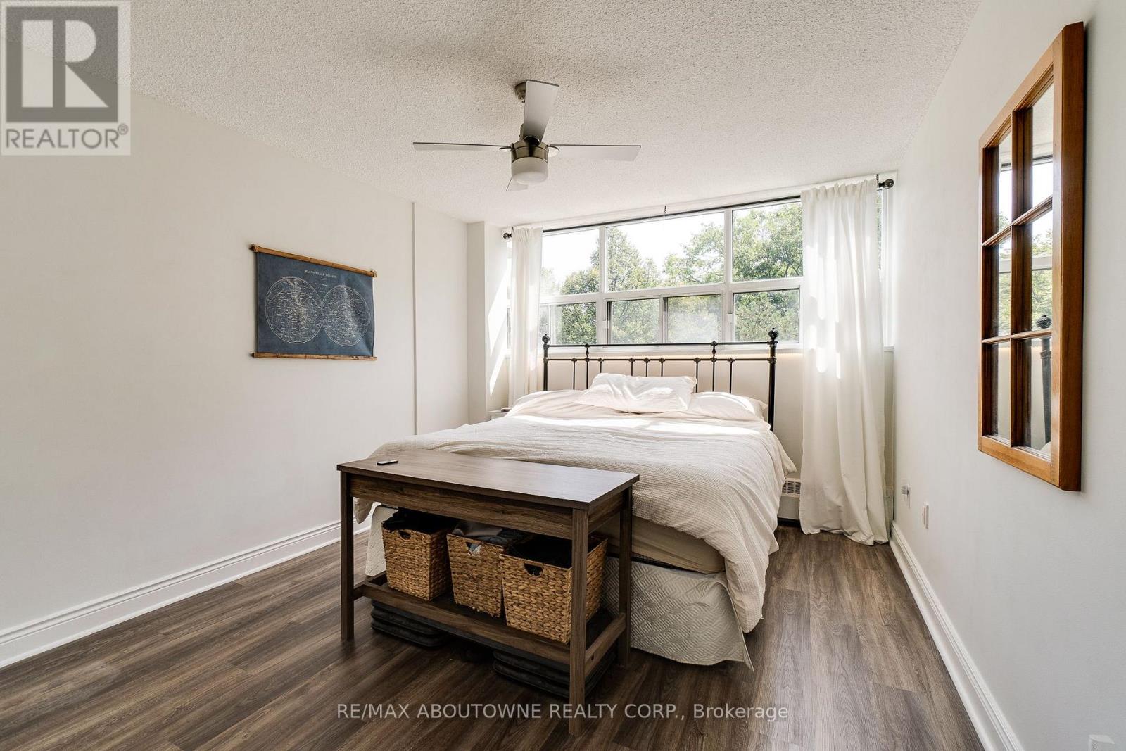 #507 212 KERR STREET - 22