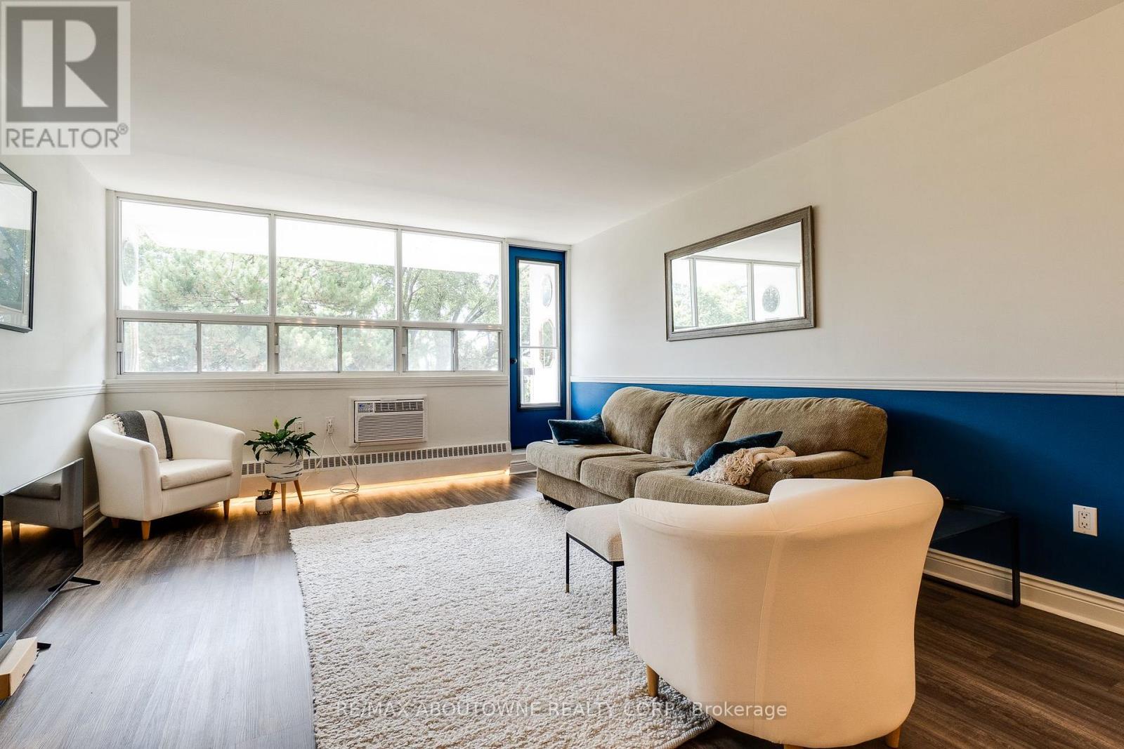 #507 212 KERR STREET - 7