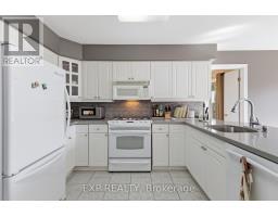 Laundry room - 6 Thirlmere Road, London North, ON N6G4R1 Photo 13
