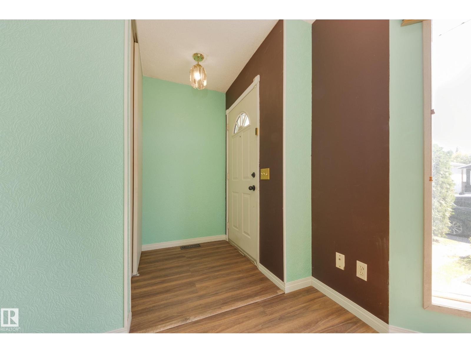 278 KIRKWOOD AV NW - 3