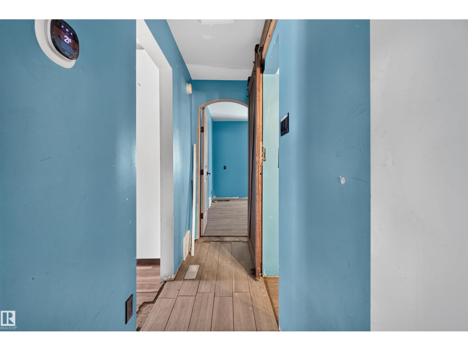 11327 89 ST NW - 7