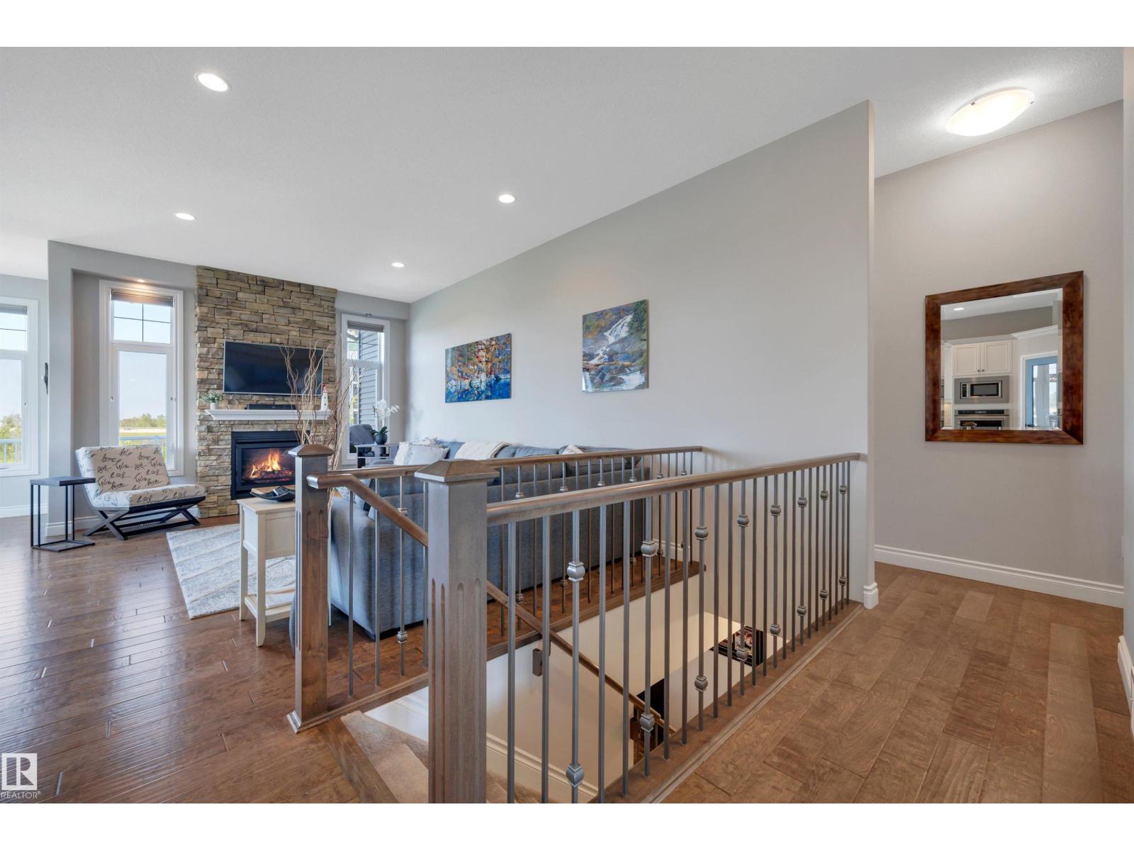 4232 8 ST NW - 22