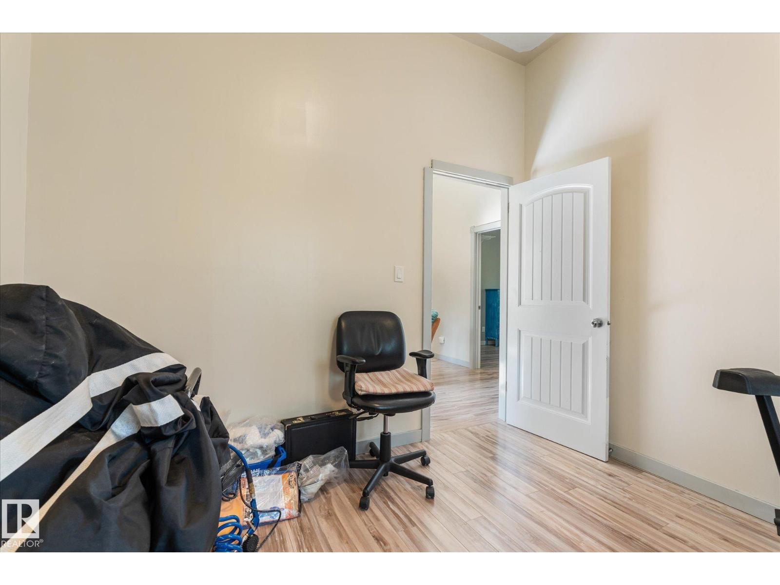 #36 52229 RGE ROAD 25 - 16