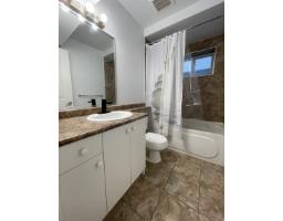 Bsmt 7333 194 Street, Surrey, BC V4N5Y1 Photo 9