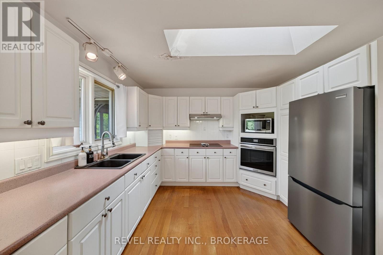 5383 RIDEAU ROAD - 14