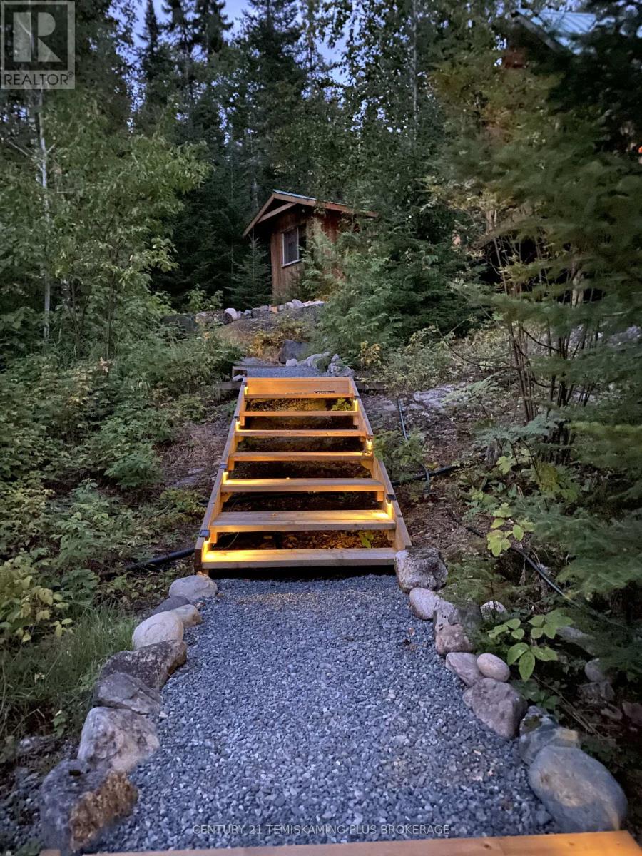 320 SHALLOW BAY ROAD - 37
