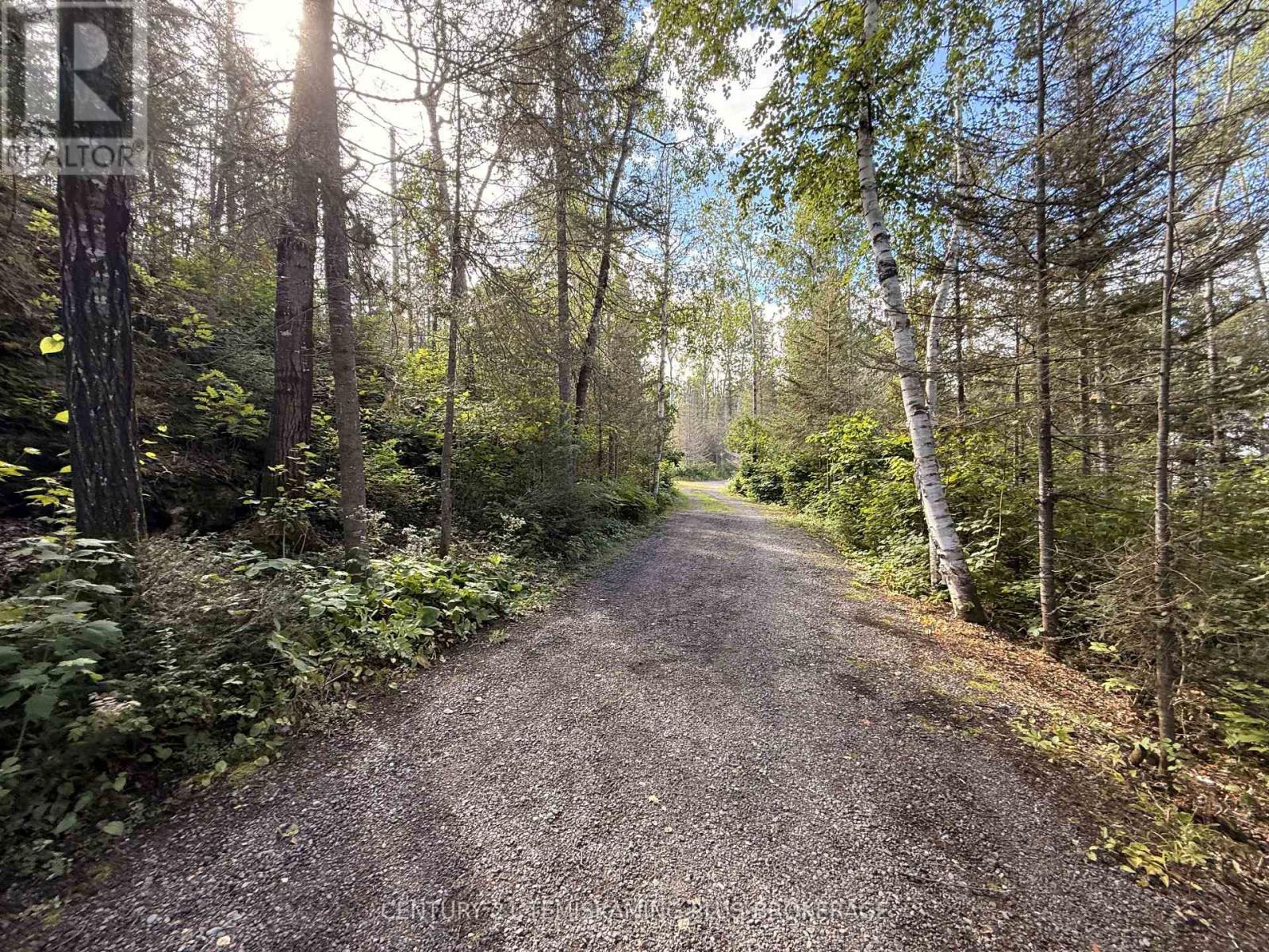 320 SHALLOW BAY ROAD - 8