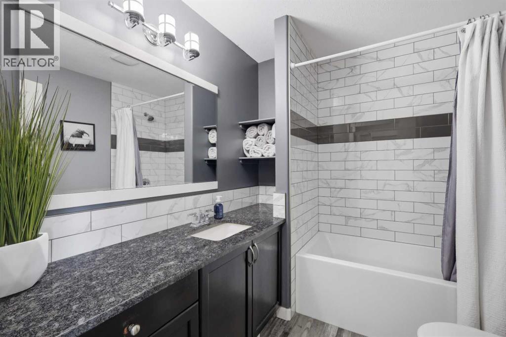 Listing photo – 276 Lindsay Avenue, Red Deer