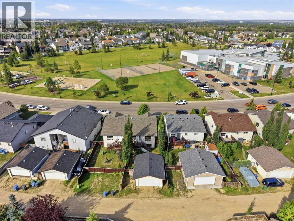 Listing photo – 276 Lindsay Avenue, Red Deer