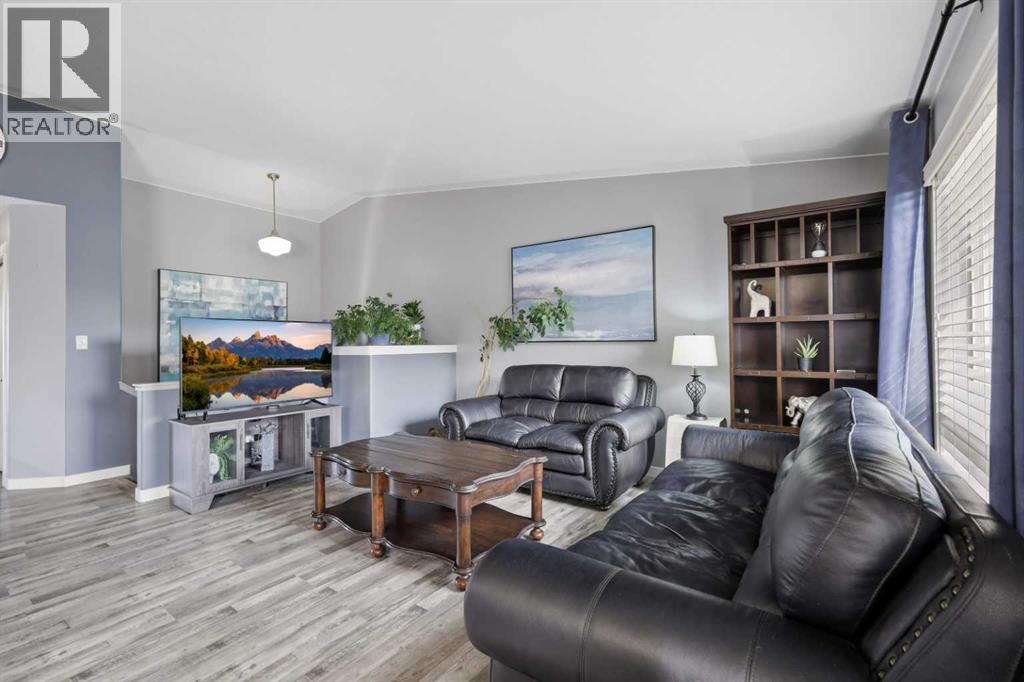 276 Lindsay Avenue - 8