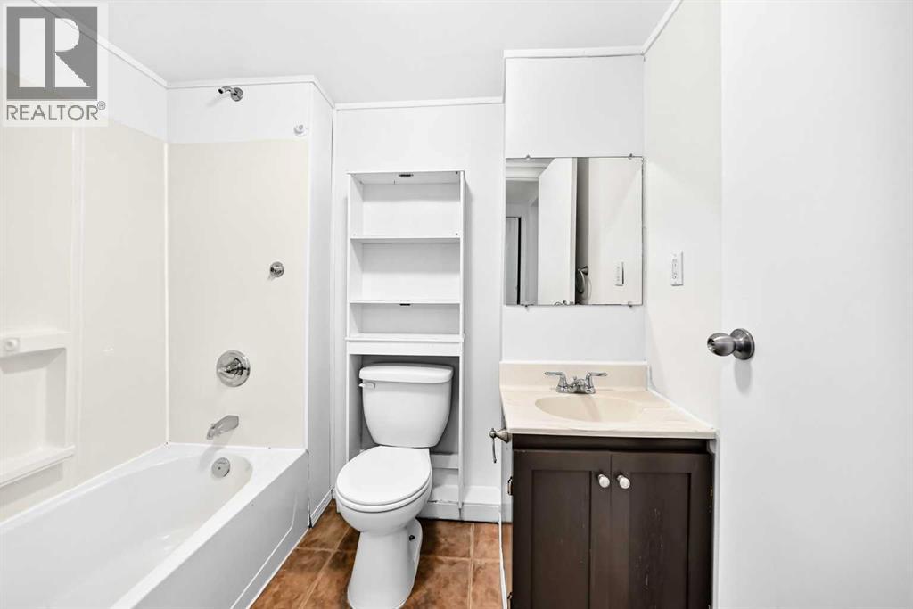 Listing photo – 28 Woodland Drive, Lacombe