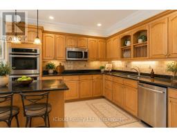 837 - 33 Harbour Square, Toronto, ON M5J2G2 Photo 10