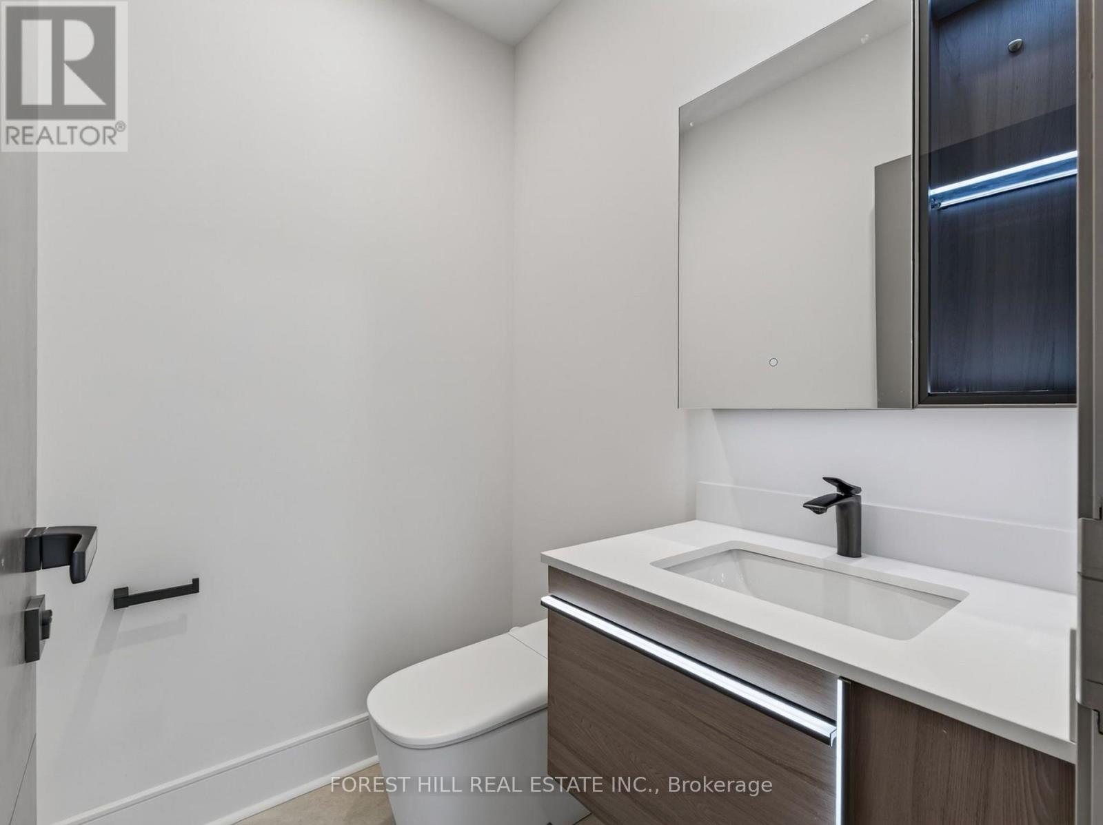 207 ROBINA AVENUE - 18