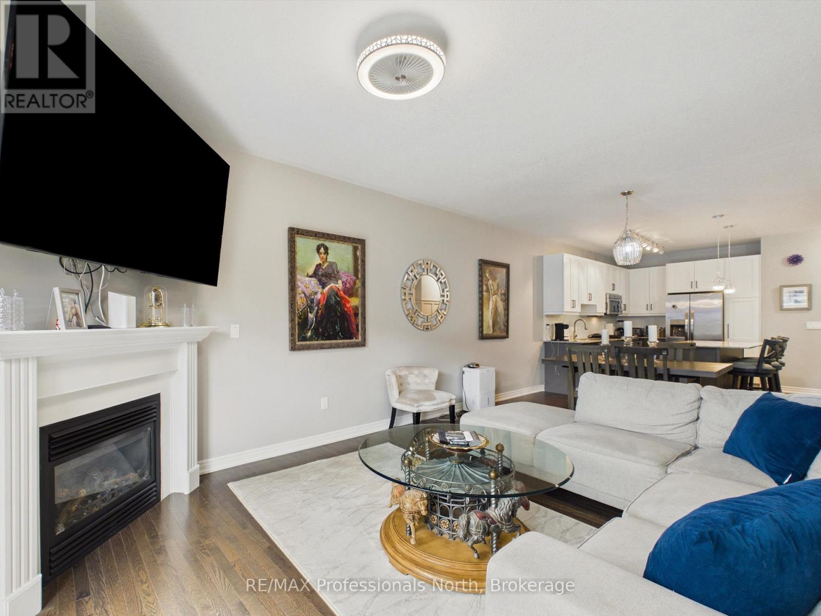 35 CANTERBURY CIRCLE - 6