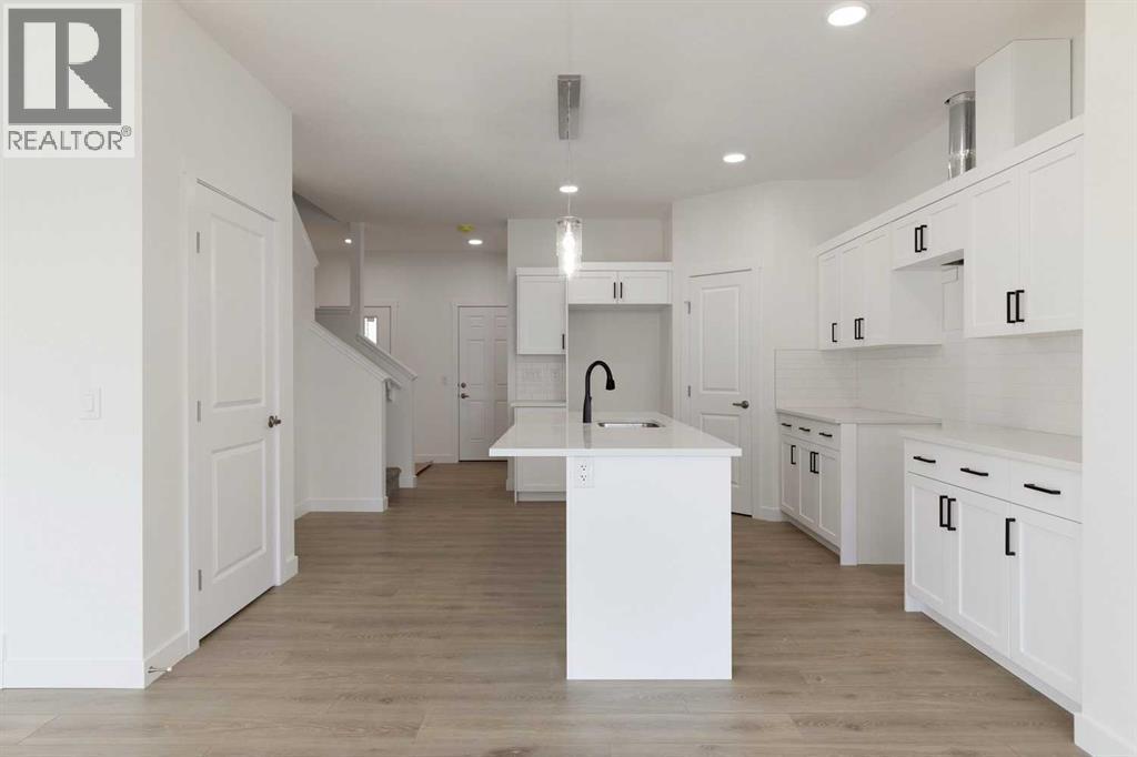 56 Heritage Manor - 5
