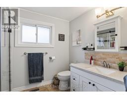 330 Waverly Street N, Oshawa, ON L1J5W1 Photo 36