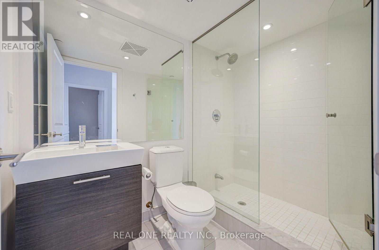 #5814 386 YONGE STREET - 35