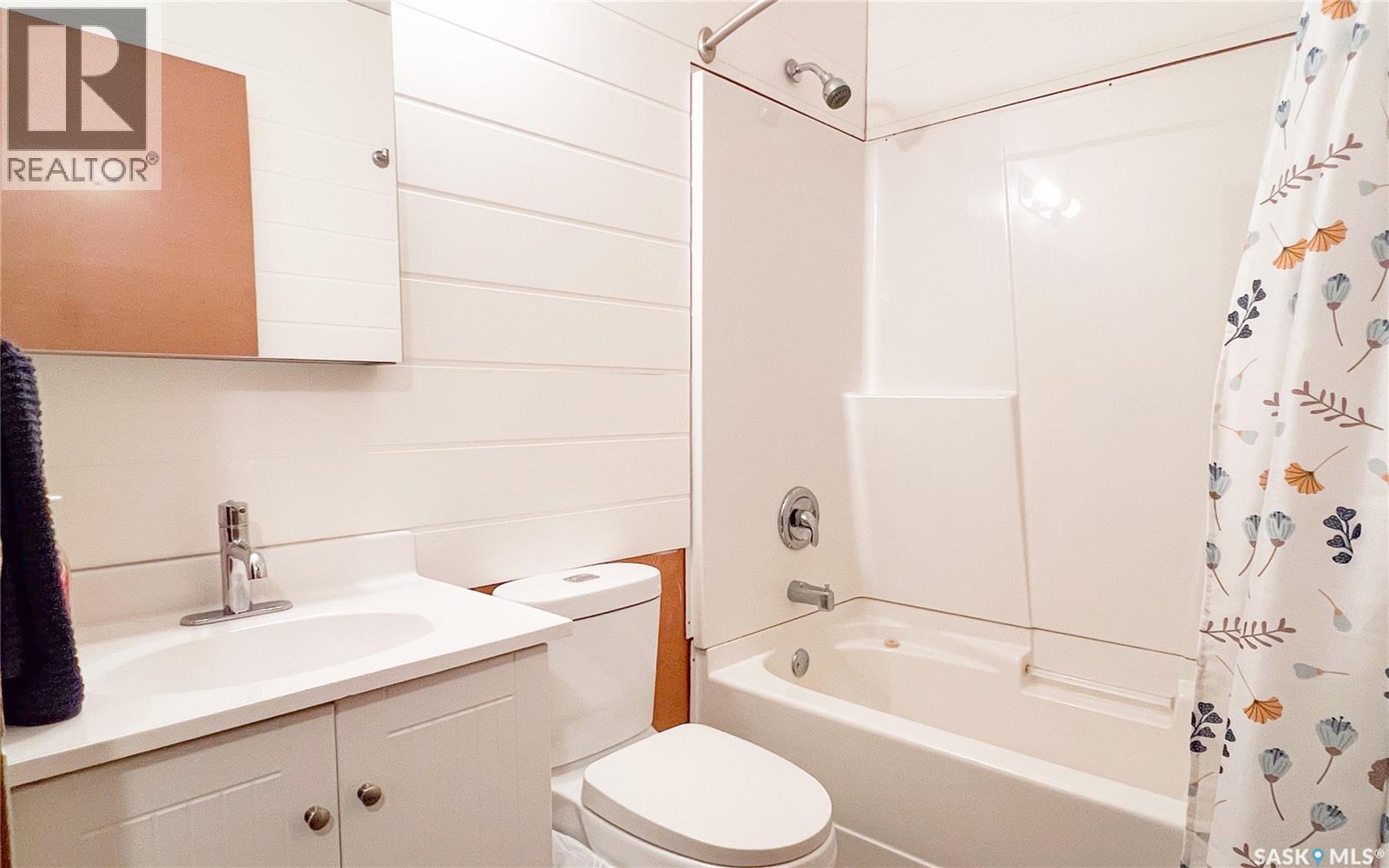 4 3rd CRESCENT S - Image 16