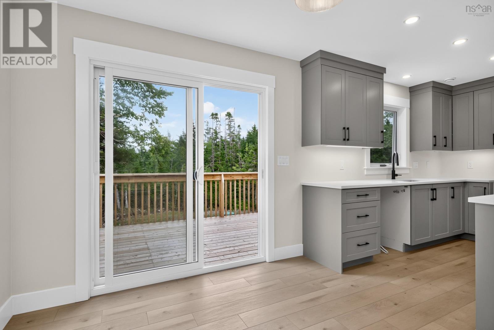 165 Ostrea Lake Road - Image 14