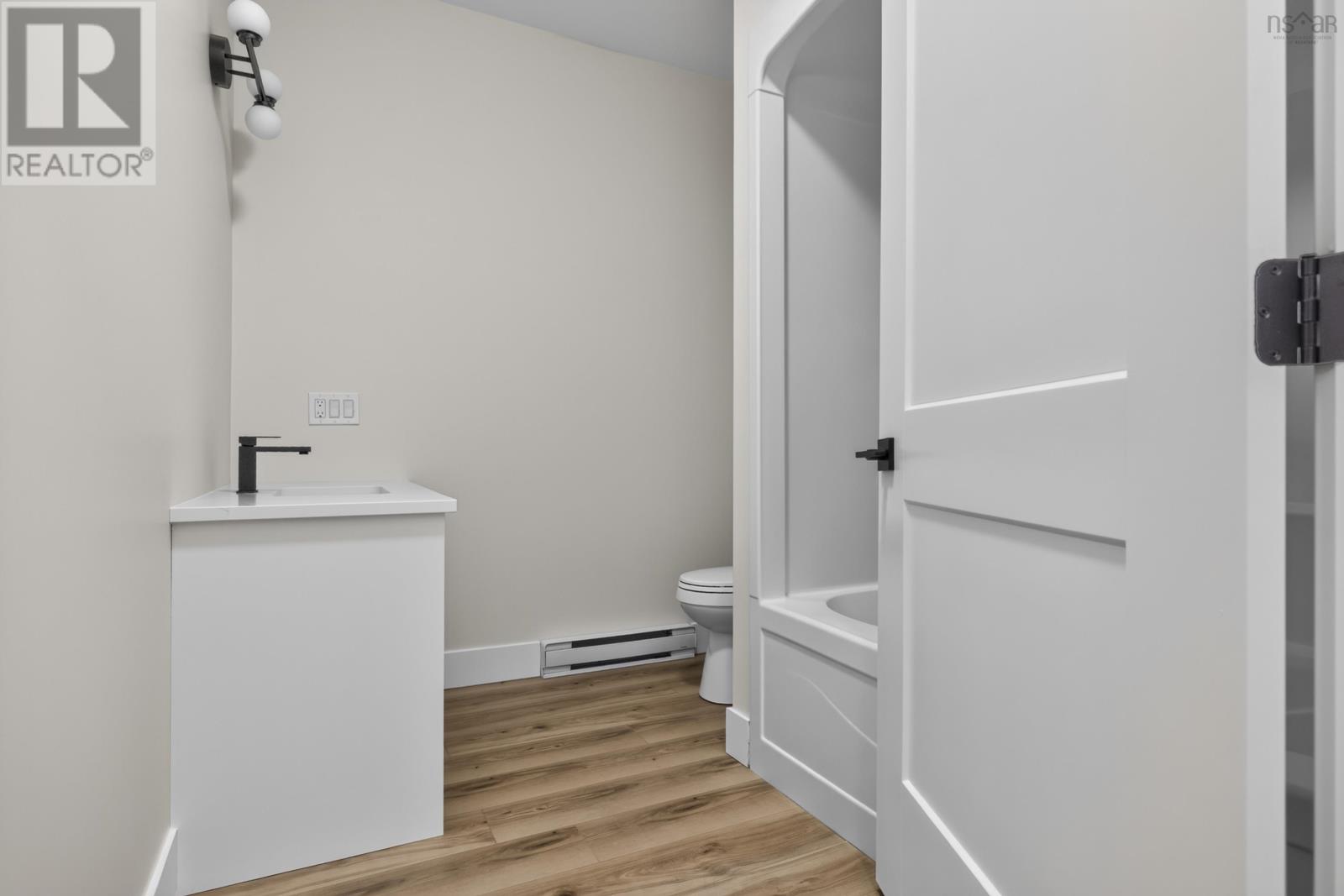 165 Ostrea Lake Road - 34