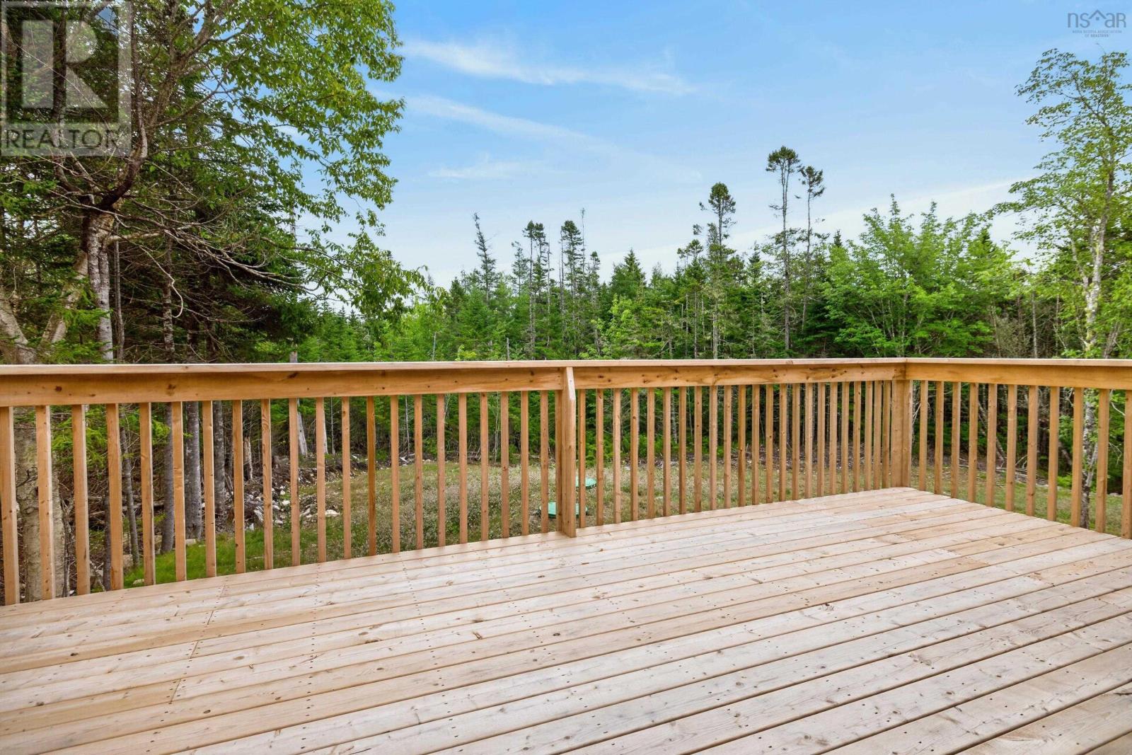 165 Ostrea Lake Road - Image 38