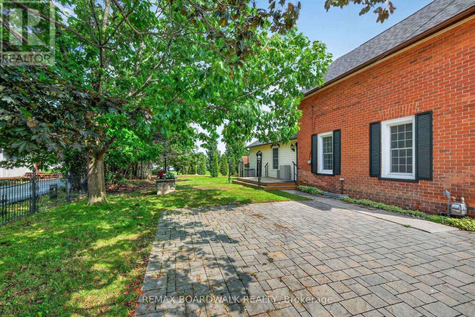 17 FRANCIS STREET - Image 35