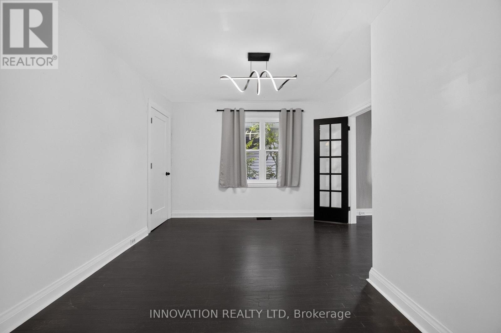 5 MERRICK STREET - Image 9