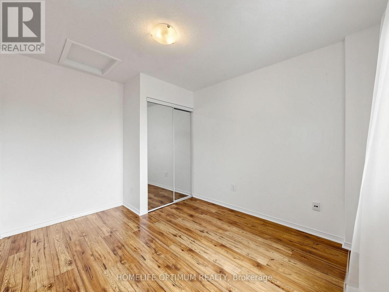 1258 COLEMAN COURT - 26