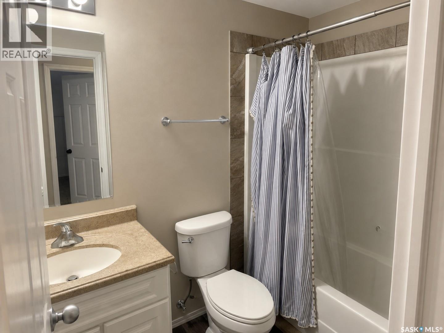 1736 C AVENUE N - Image 25