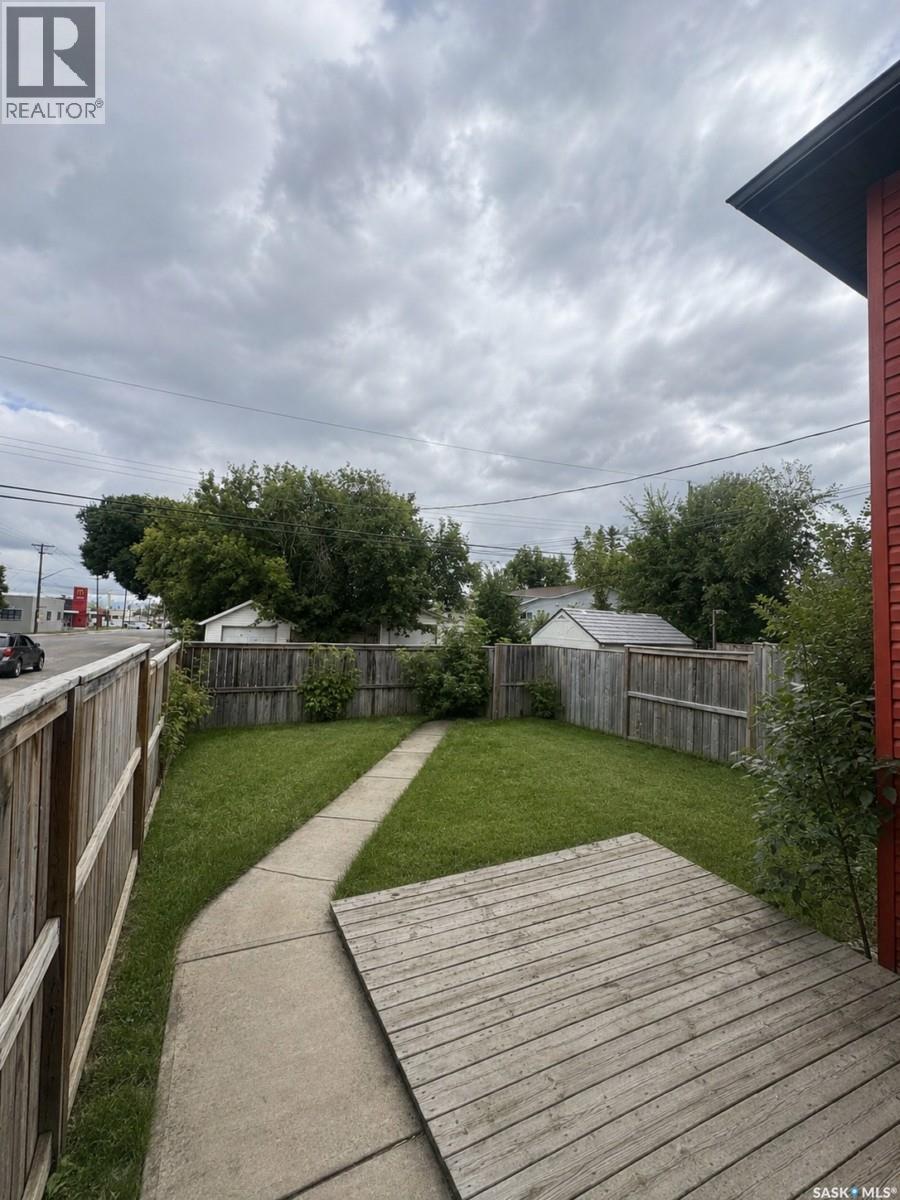 1736 C AVENUE N - 31