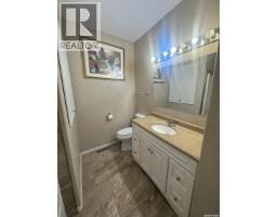 1736 C Avenue N, Saskatoon, SK S7L1L7 Photo 15