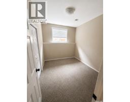 1736 C Avenue N, Saskatoon, SK S7L1L7 Photo 26