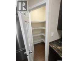 Foyer - 1736 C Avenue N, Saskatoon, SK S7L1L7 Photo 7