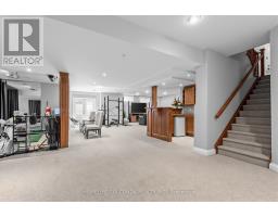 164 Owen Boulevard, Toronto, ON M2P1G7 Photo 39