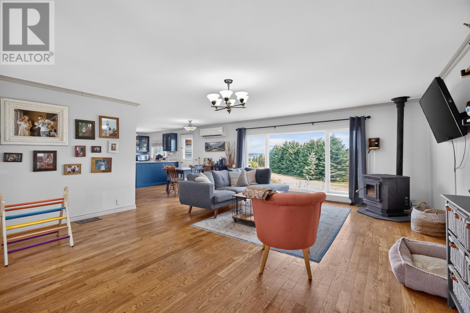 4 Maple Drive - 5