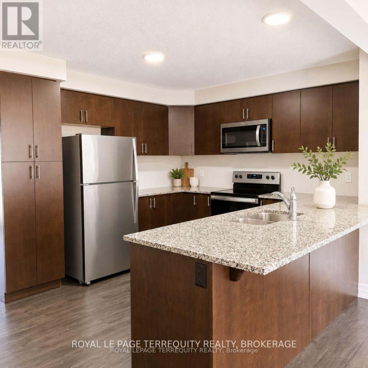 44 NIESON STREET — photo 2