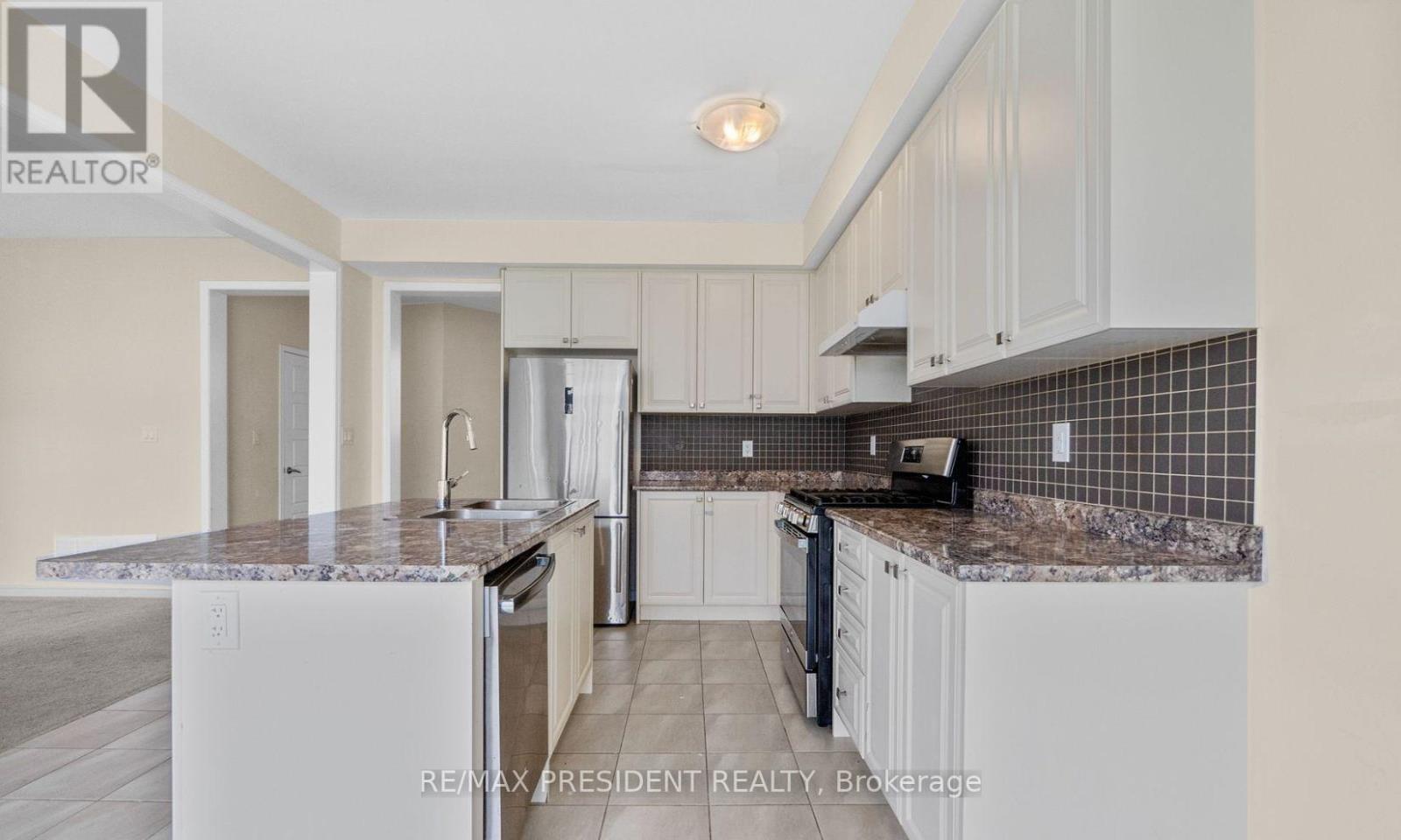 25 SEANESY DRIVE - 9